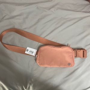 BRAND NEW lululemon fanny pack